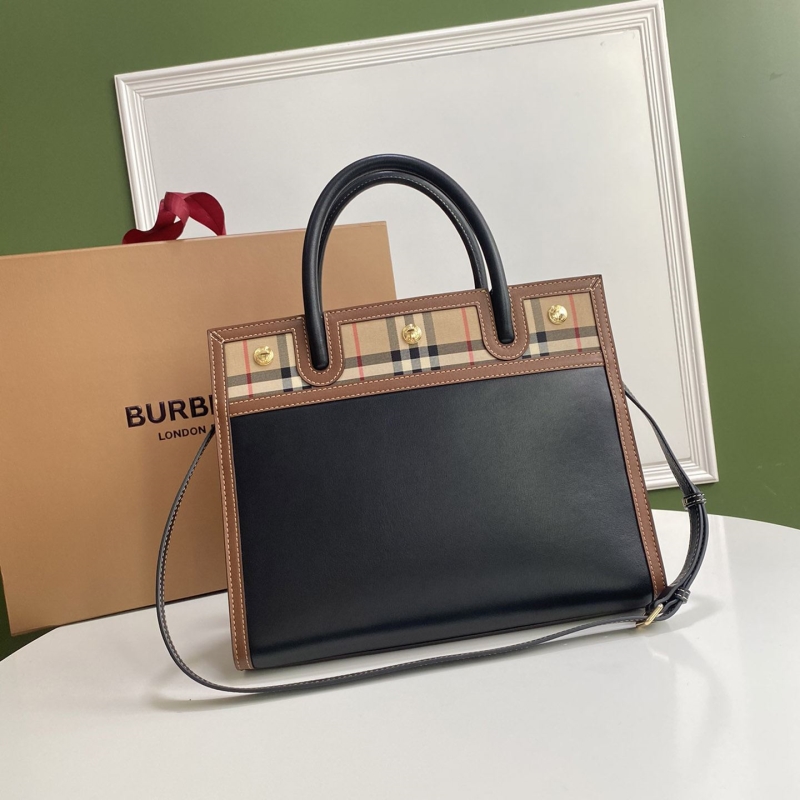 B**rry shopping bags